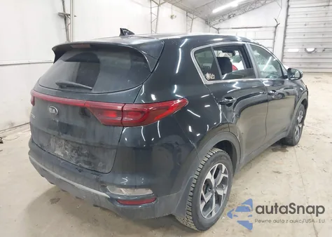 2020 Kia Sportage Lx z USA, uszkodzony, nr VIN KNDPMCAC6L7830975